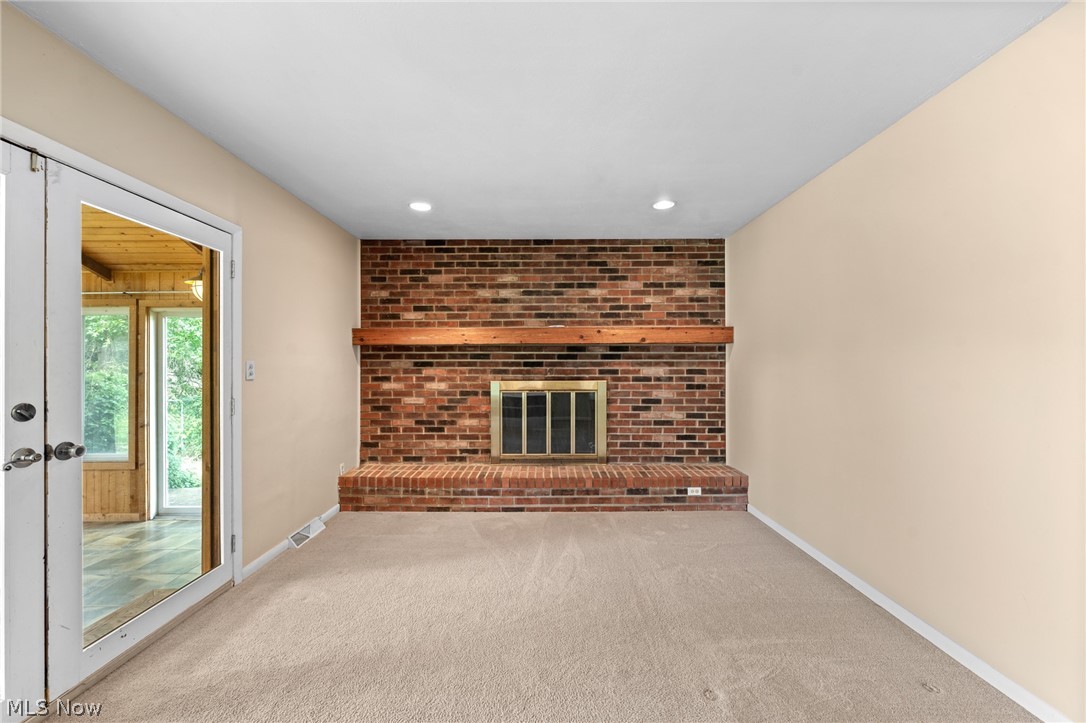 32955 Nimrod Street Solon OH 44139