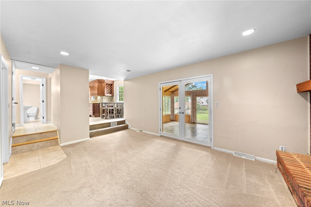 32955 Nimrod Street Solon OH 44139
