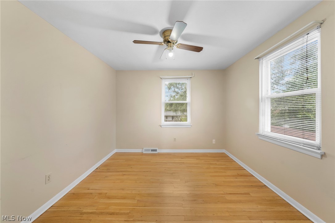 32955 Nimrod Street Solon OH 44139
