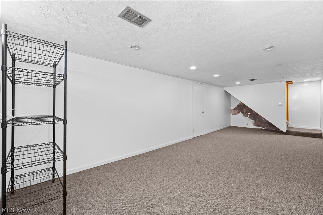 32955 Nimrod Street Solon OH 44139