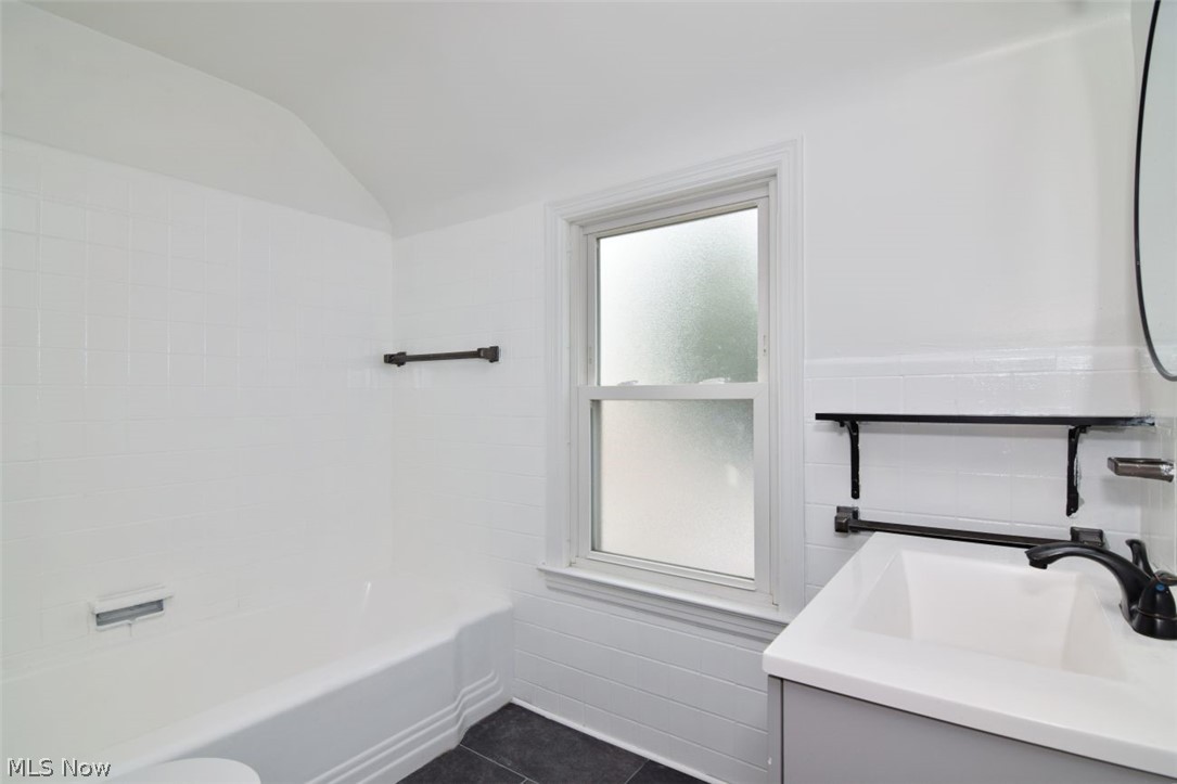 1408 Winston Road South Euclid OH 44121