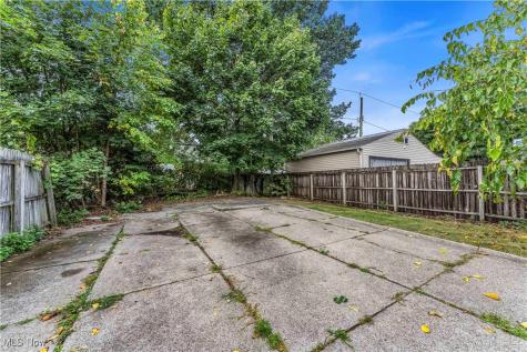 11301 Fortune Avenue Cleveland OH 44111