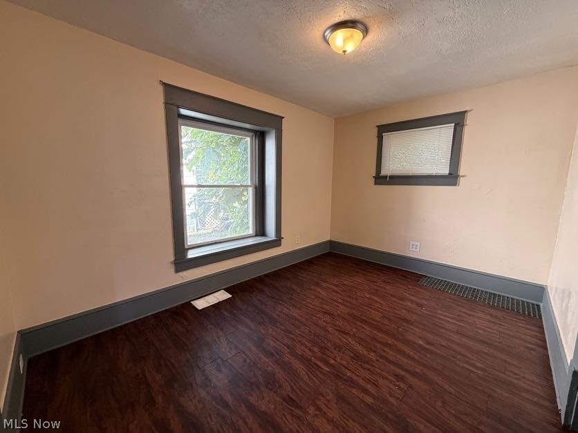 1017 La Croix Avenue Akron OH 44307