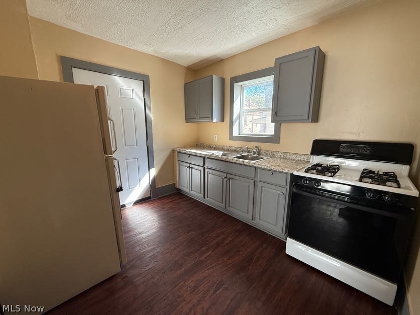 1017 La Croix Avenue Akron OH 44307