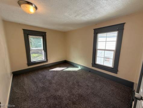 1017 La Croix Avenue Akron OH 44307
