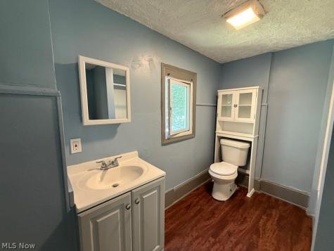 1017 La Croix Avenue Akron OH 44307