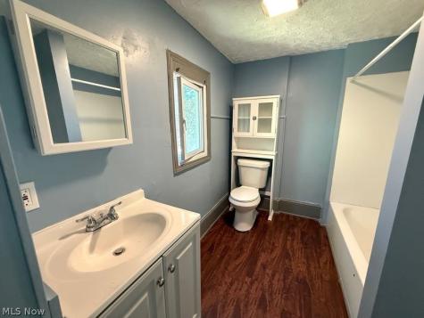 1017 La Croix Avenue Akron OH 44307