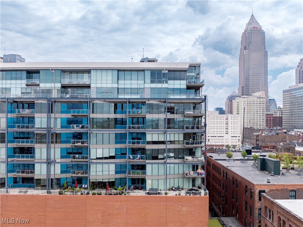 701 W Lakeside Avenue Cleveland OH 44113