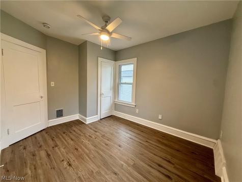 1307 Hathaway Avenue Lakewood OH 44107