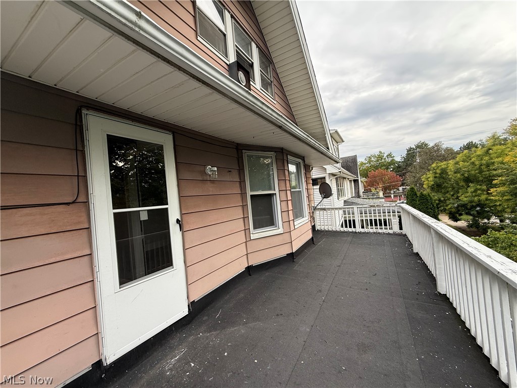 1307 Hathaway Avenue Lakewood OH 44107