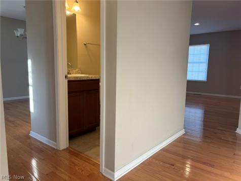 1913 E 86 Street Cleveland OH 44106