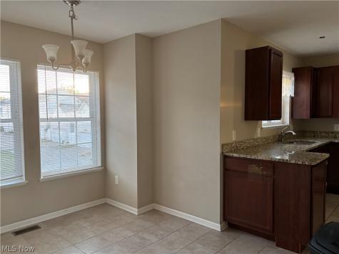 1913 E 86 Street Cleveland OH 44106