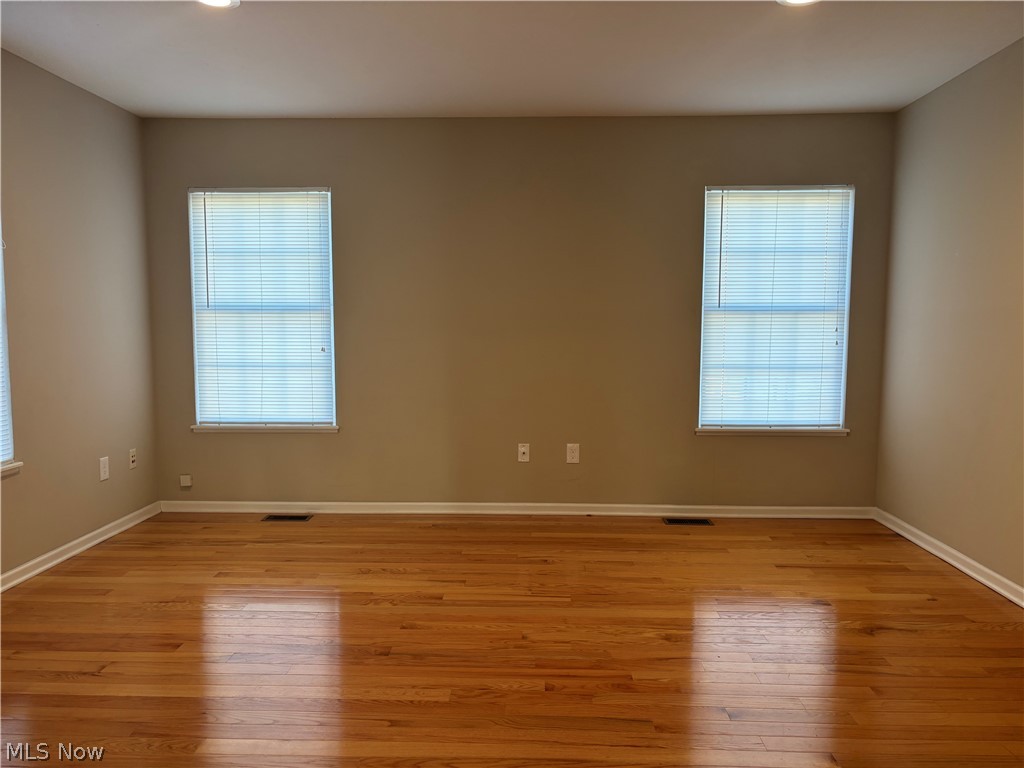 1913 E 86 Street Cleveland OH 44106