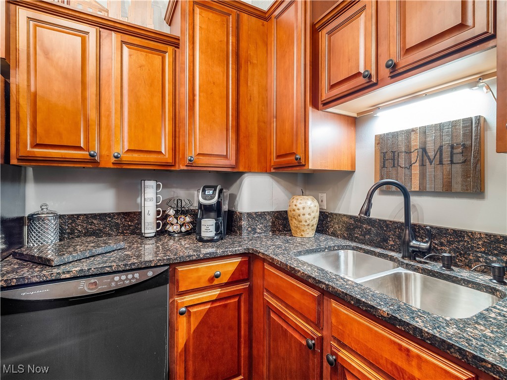 1133 W 9th Street Cleveland OH 44113