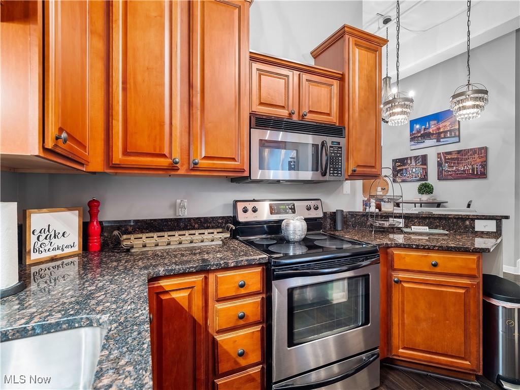 1133 W 9th Street Cleveland OH 44113