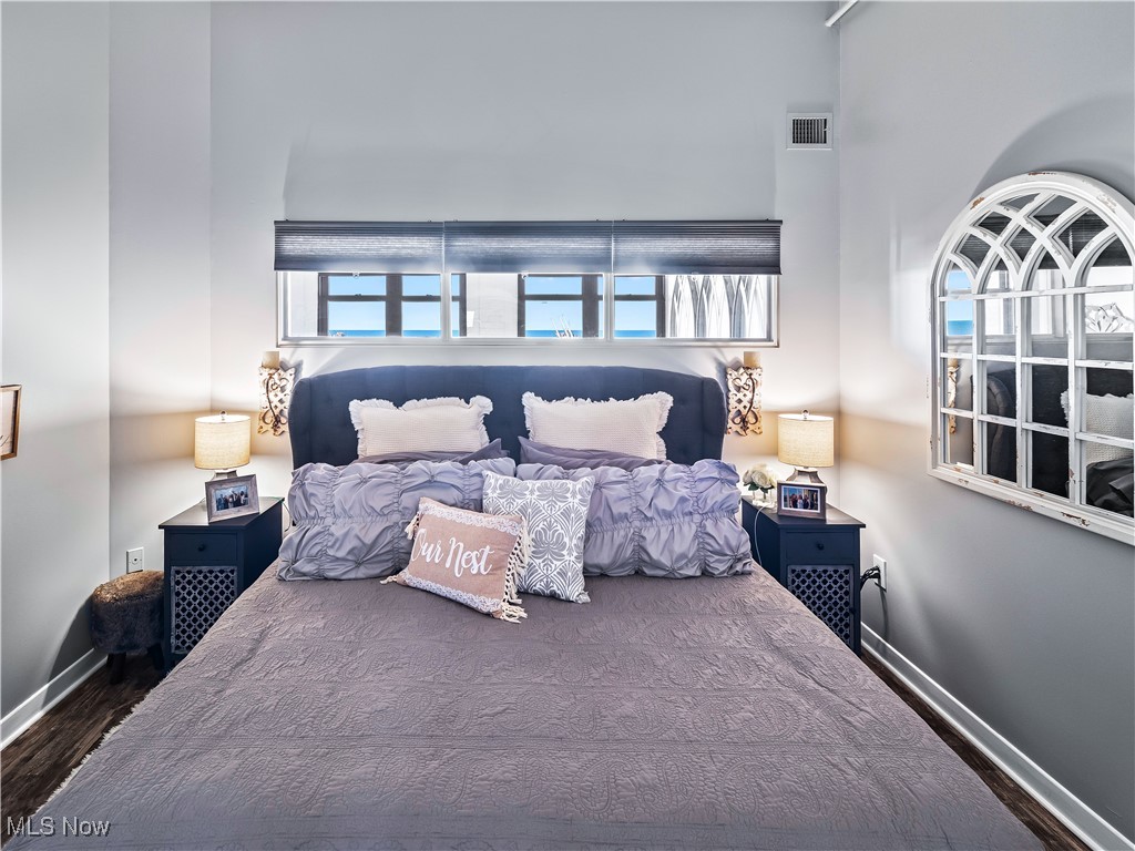 1133 W 9th Street Cleveland OH 44113