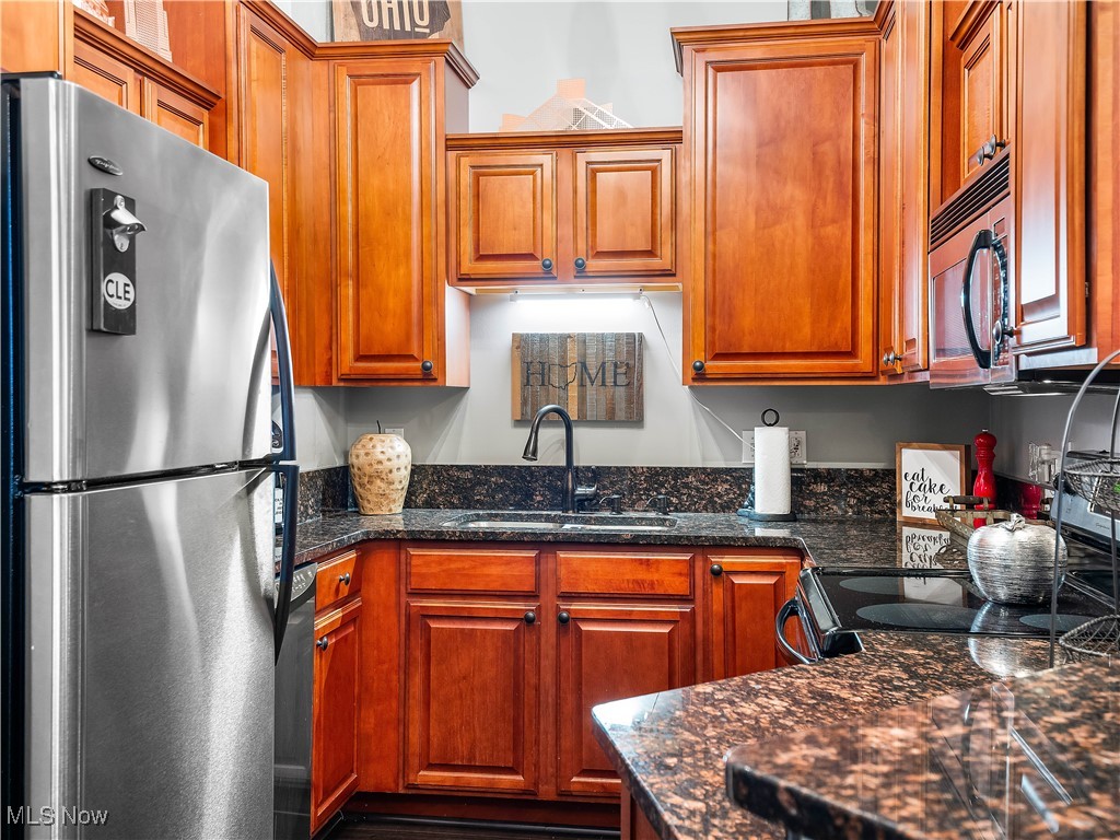 1133 W 9th Street Cleveland OH 44113