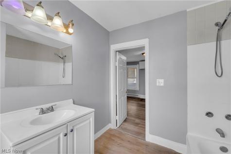 5011 Clark Avenue Cleveland OH 44102