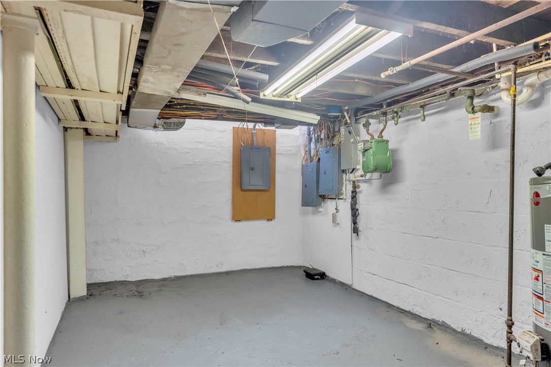 5011 Clark Avenue Cleveland OH 44102