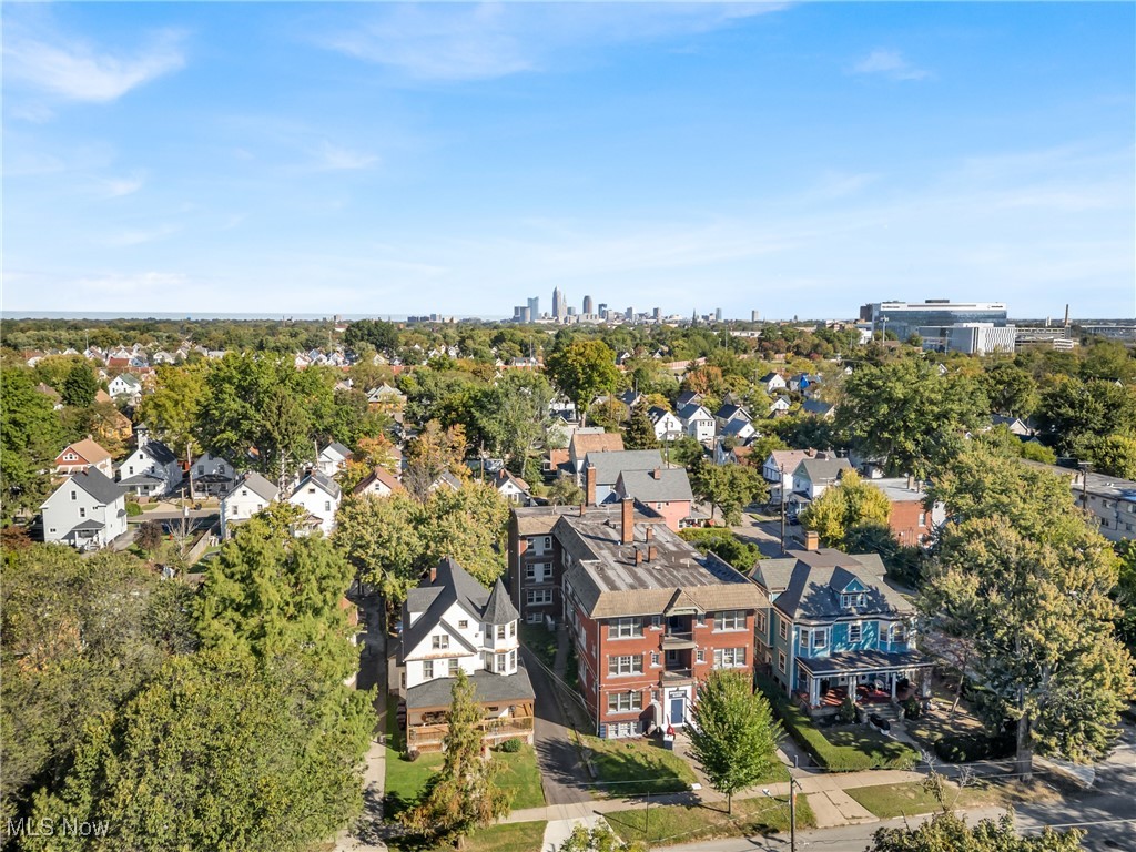 3308 Archwood Avenue Cleveland OH 44109