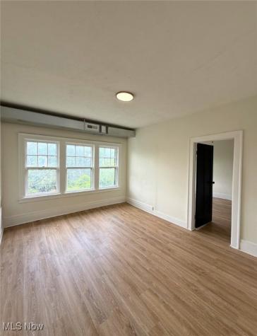 3308 Archwood Avenue Cleveland OH 44109