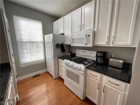 2708 Martin Luther King Jr Drive Cleveland OH 44104