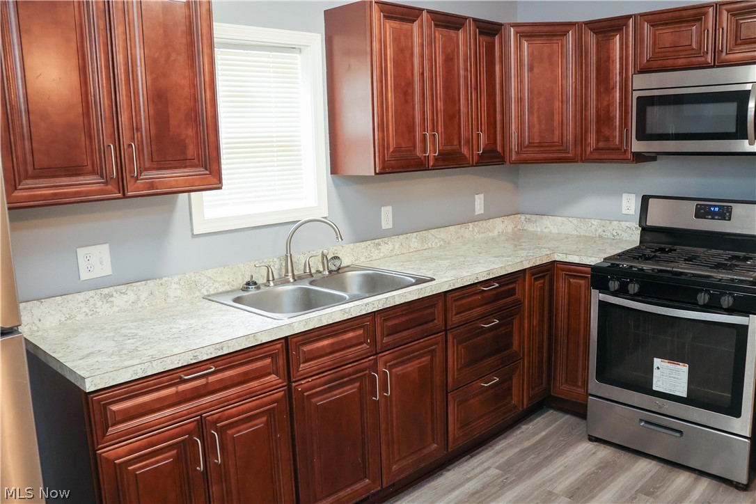 240 E Miller Avenue Akron OH 44301