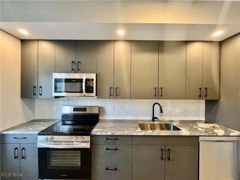 1900 Abbey Avenue Cleveland OH 44113