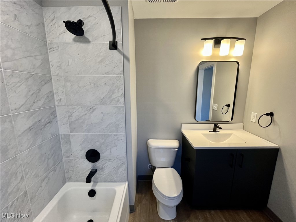 1900 Abbey Avenue Cleveland OH 44113