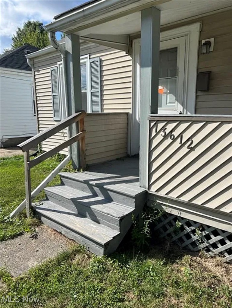 13612 Bennington Avenue Cleveland OH 44135