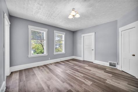 16321 Arcade Avenue Cleveland OH 44110