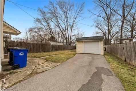 3753 W 139th Street Cleveland OH 44111