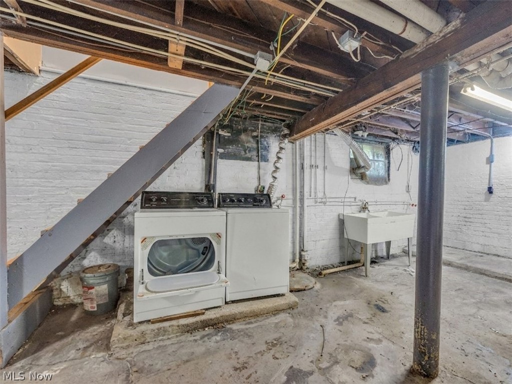 3526 East Boulevard Cleveland OH 44105