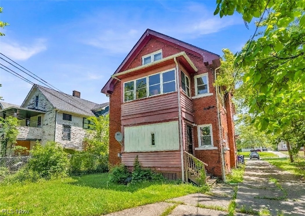 3526 East Boulevard Cleveland OH 44105