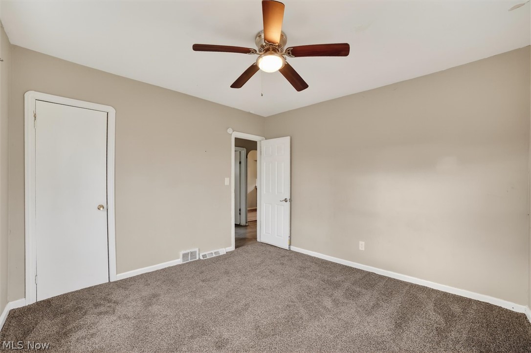 17208 Lipton Avenue Cleveland OH 44128