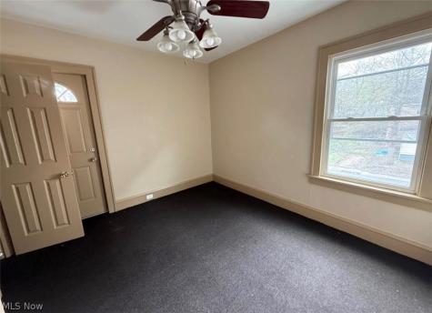 3147 W 82nd Street Cleveland OH 44102