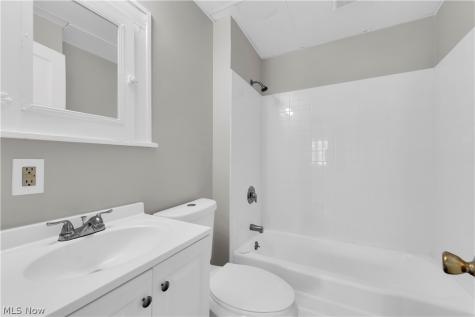 3219 W 116th Street Cleveland OH 44111