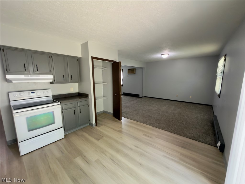 2814 Forest Lane Lorain OH 44053