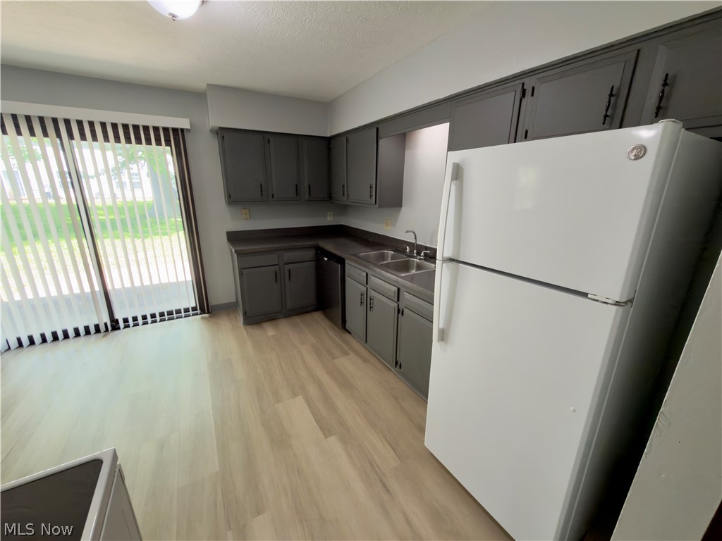 2814 Forest Lane Lorain OH 44053
