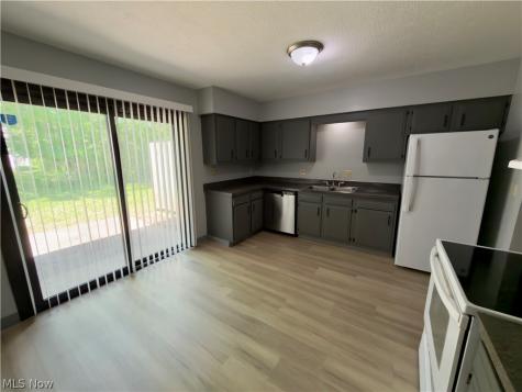 2814 Forest Lane Lorain OH 44053