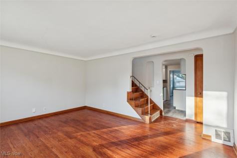 5732 E 141st Street Maple Heights OH 44137