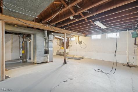 5732 E 141st Street Maple Heights OH 44137