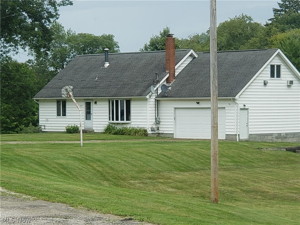 12765 Butternut Road Burton OH 44021