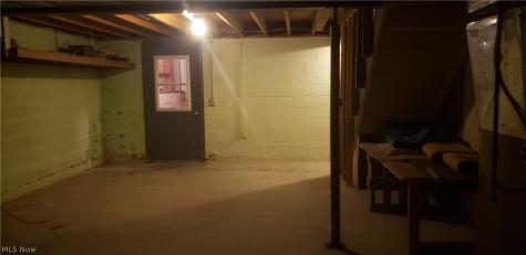 12765 Butternut Road Burton OH 44021
