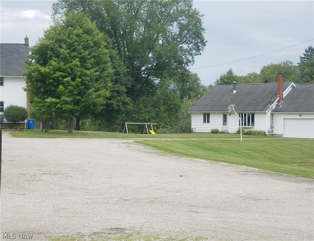 12765 Butternut Road Burton OH 44021