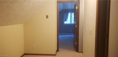 12765 Butternut Road Burton OH 44021