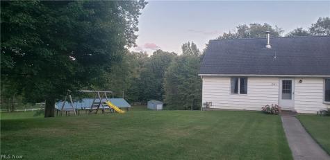 12765 Butternut Road Burton OH 44021