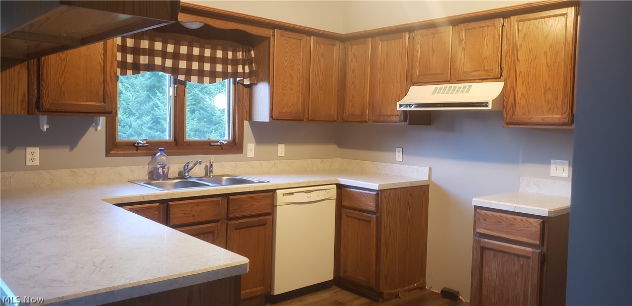 12765 Butternut Road Burton OH 44021