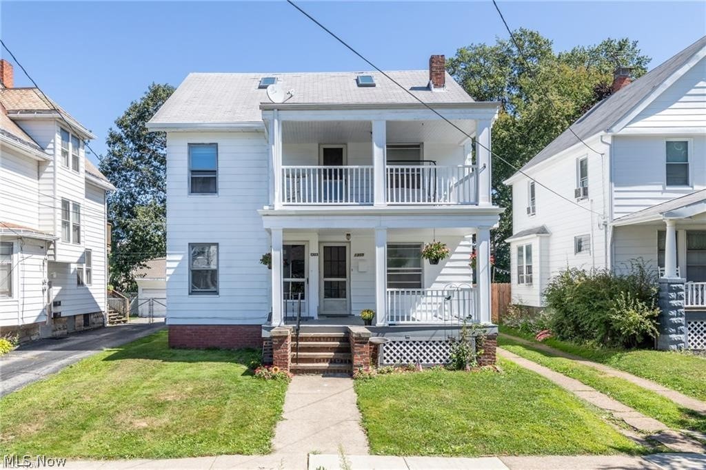 1303 Lakeland Avenue Lakewood OH 44107