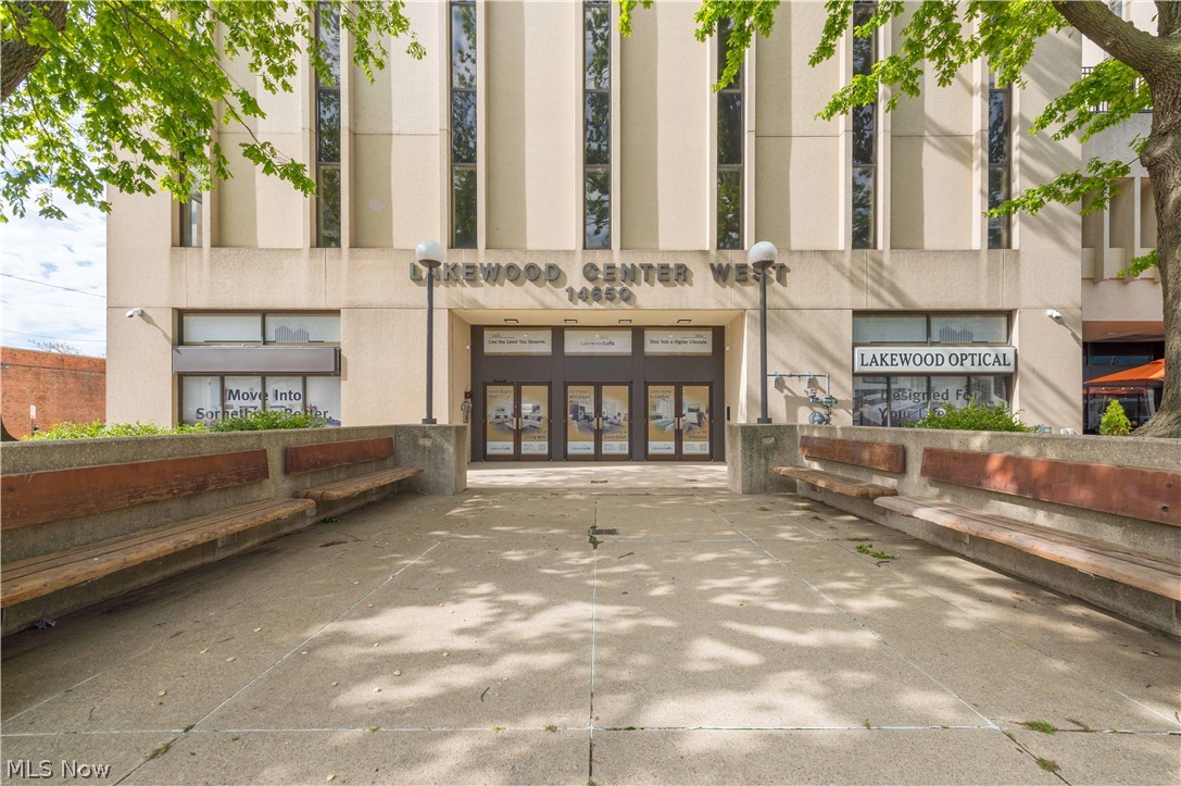14650 Detroit Avenue Lakewood OH 44107